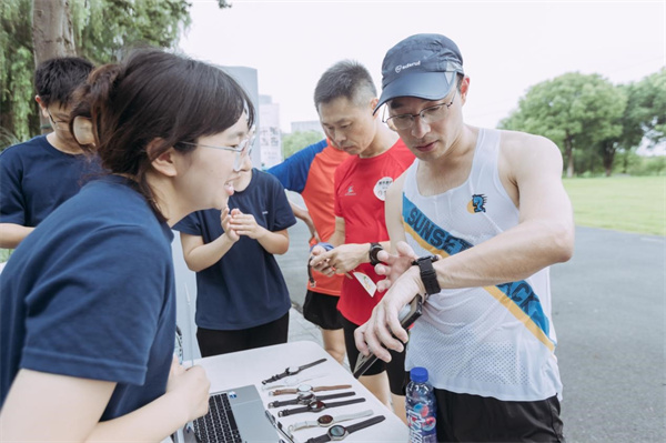 城市热炼—嘉兴城际跑团成立六周年夏日欢乐跑活动圆满落幕-电商科技网