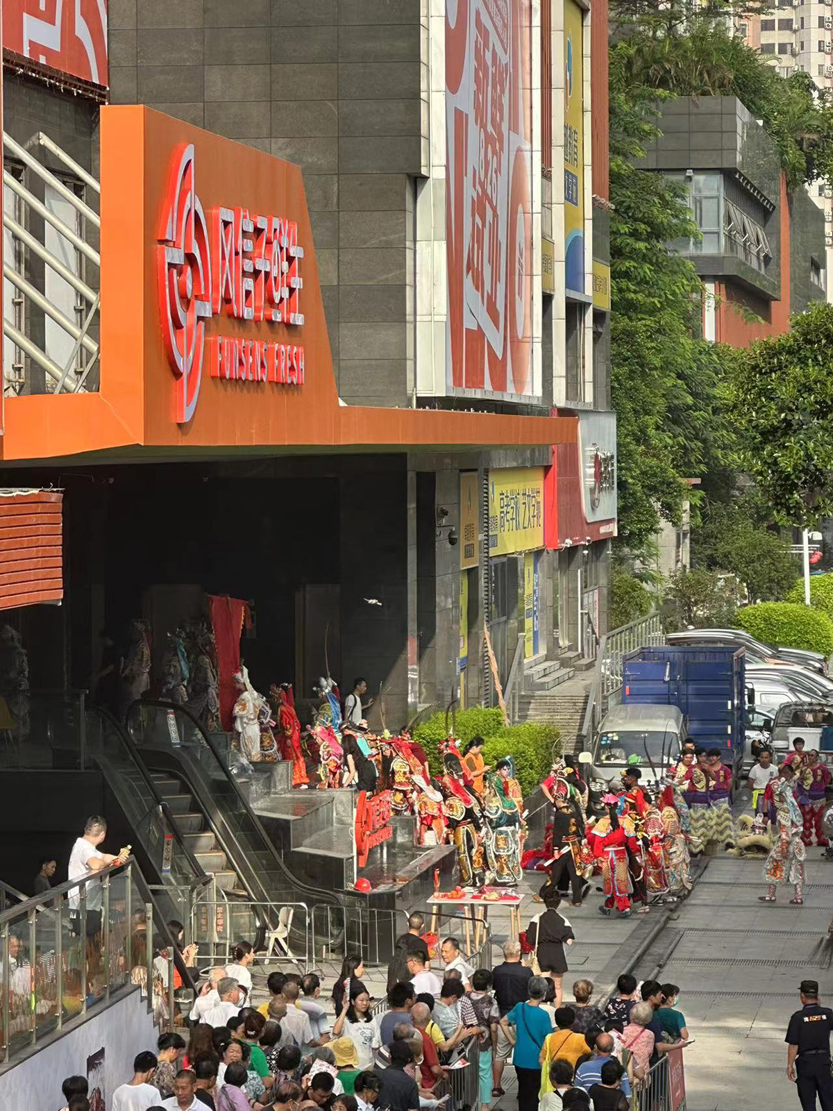 一站式生鲜采购！广州海珠城市核心，风信子鲜生市场开业啦！