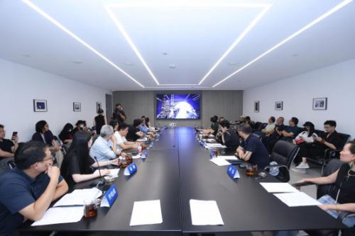 中国数字艺术产业论坛召开征求意见座谈会，LIROSA 将全力打造“艺销品”