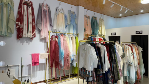 青州古城花栖民宿：融合古典美学与现代体验的文化地标