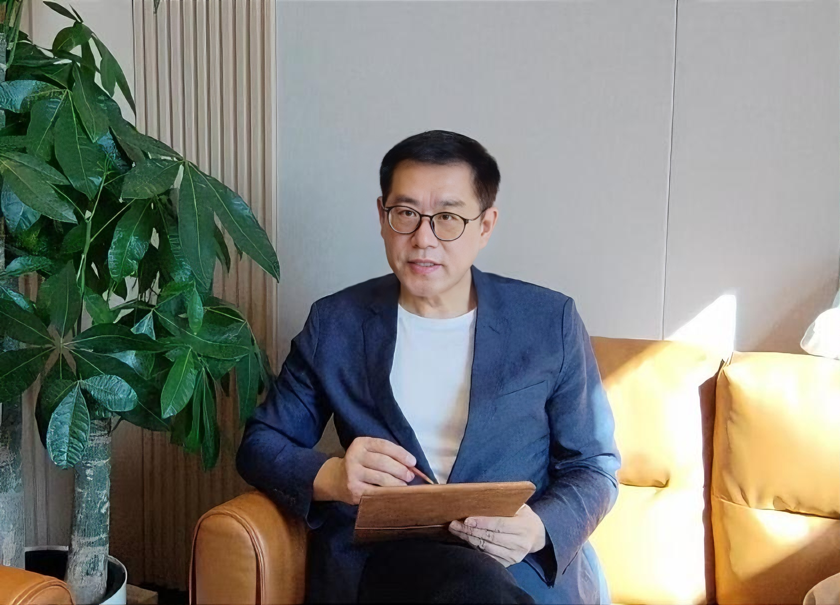 《自我同情》歌词在心理学、文学等领域具有的多重创新值价 《自我同情》歌词在心理学、文学等领域具有的多重创新值价