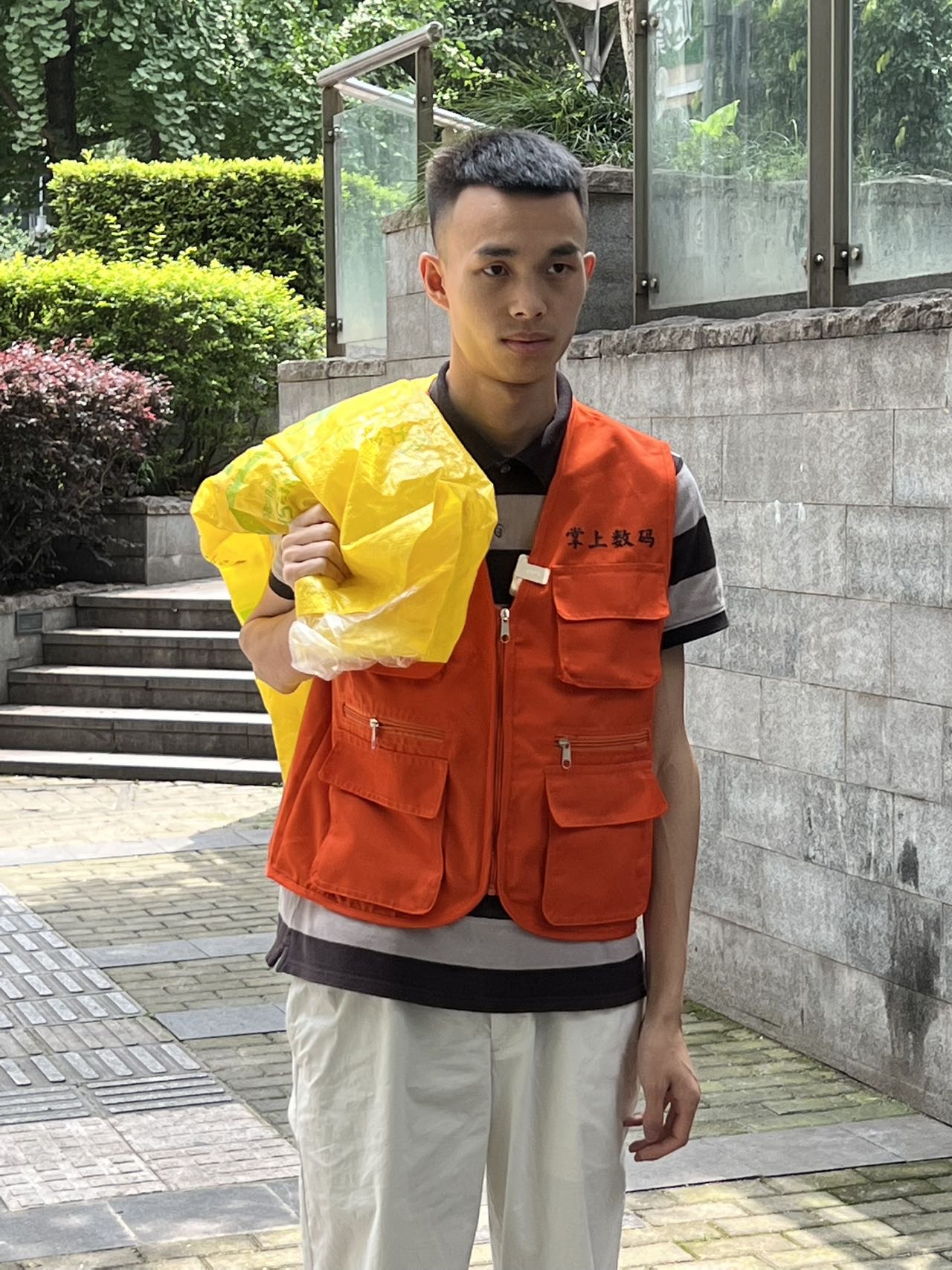 从一部二手手机开始，我走上了创业这条路