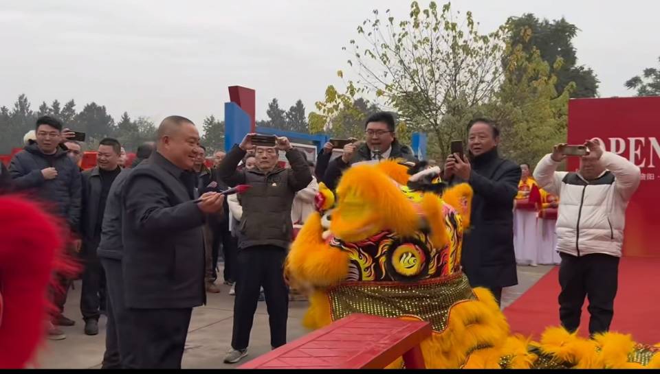 从稻田到世界餐桌：川渝小龙虾博物馆启幕 传统技艺激活4.36万亩富民产业